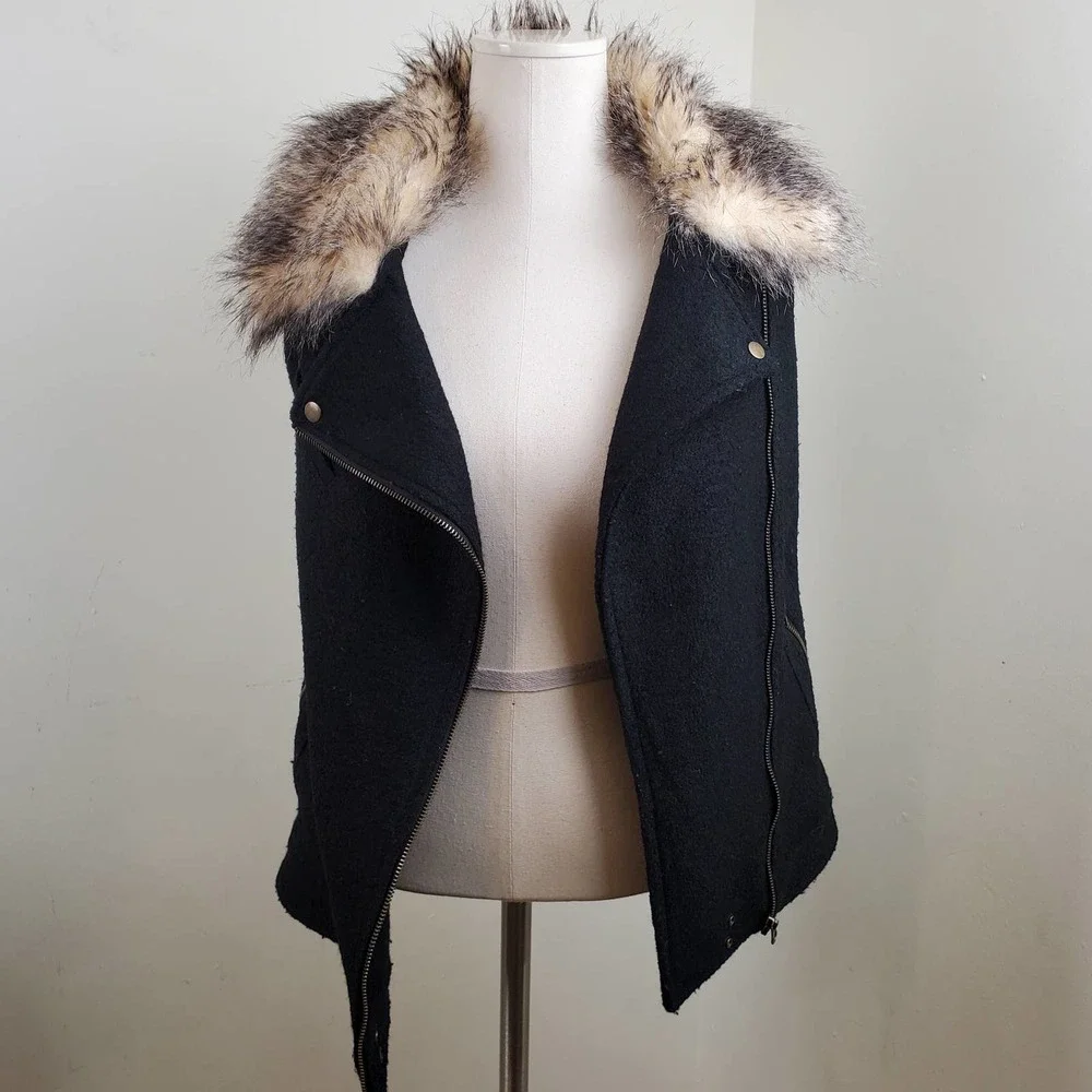 THREAD & SUPPLY | ASYMETRICAL WOOL BLEND SWEATER VEST AZTEC FAUX FUR WOMEN'S XS